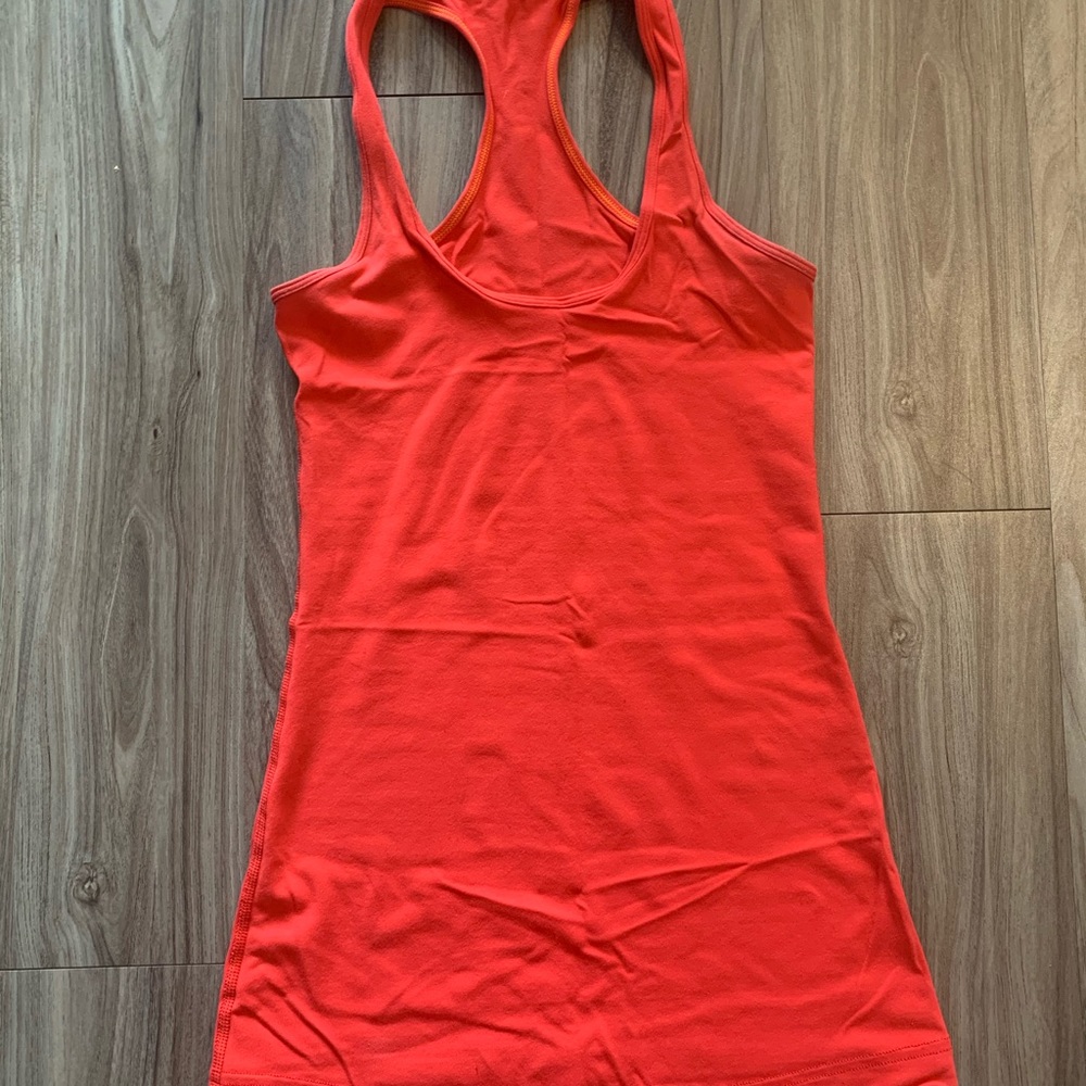 Lululemon tank top
